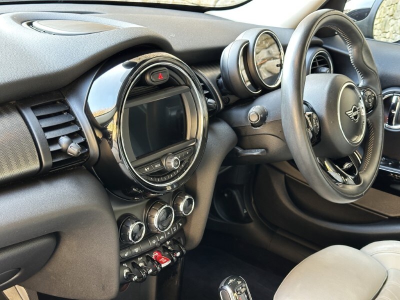 Used MINI Hatch 2018 for sale - 77628958: Photo 29