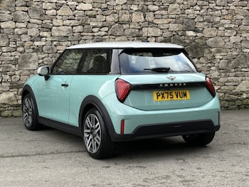 Used MINI Cooper 2025 for sale - 79004309: Photo