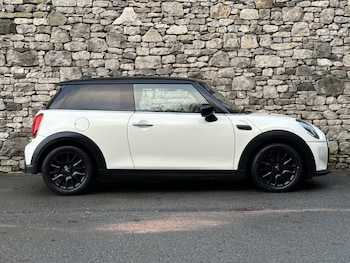 Used MINI Hatch 2022 for sale - 78366361: Photo
