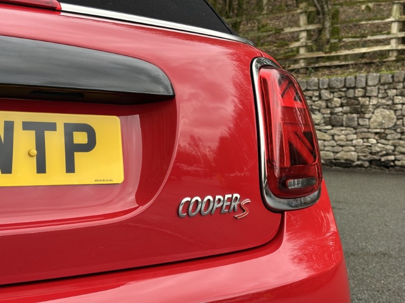 Used MINI Convertible 2023 for sale - 77515957: Photo 8