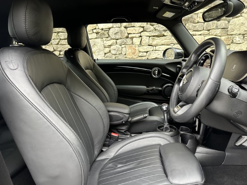 Used MINI Hatch 2021 for sale - 77975597: Photo 11