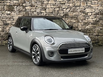 Used MINI Hatch 2020 for sale - 76982481: Photo