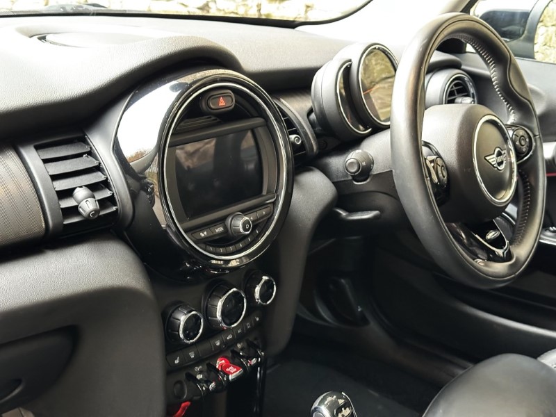 Used MINI Hatch 2020 for sale - 76982481: Photo 27