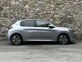 Used Peugeot 208 2021 for sale - 79571926: Photo
