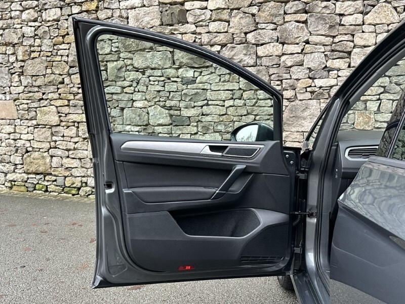 Used Volkswagen Golf SV 2017 for sale - 77093879: Photo 29