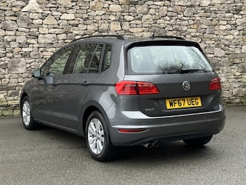 Used Volkswagen Golf SV 2017 for sale - 77093879: Photo