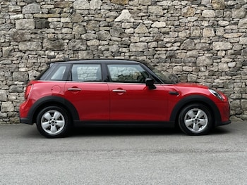 Used MINI Hatch 2022 for sale - 79322397: Photo