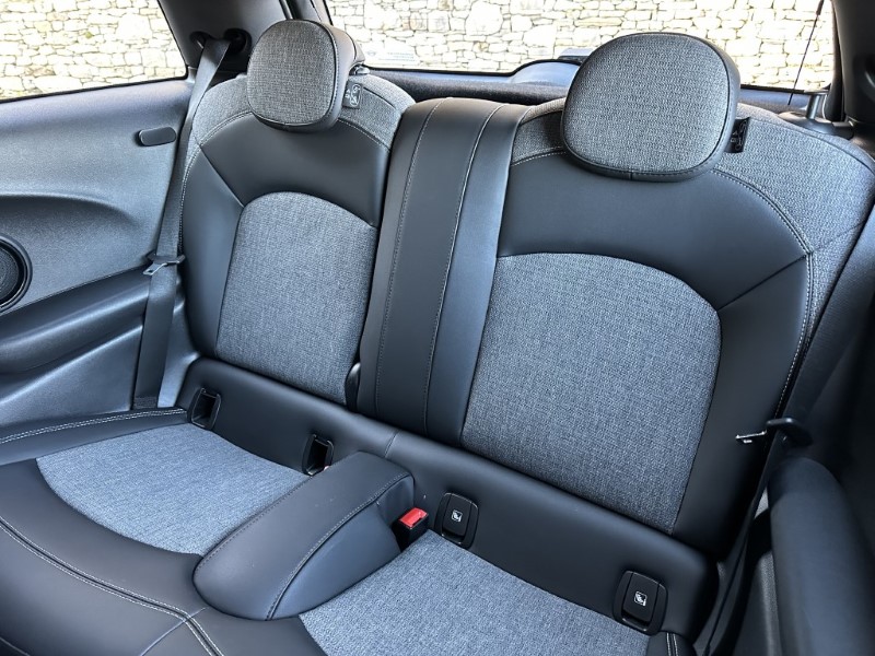 Used MINI Hatch 2022 for sale - 76981841: Photo 12