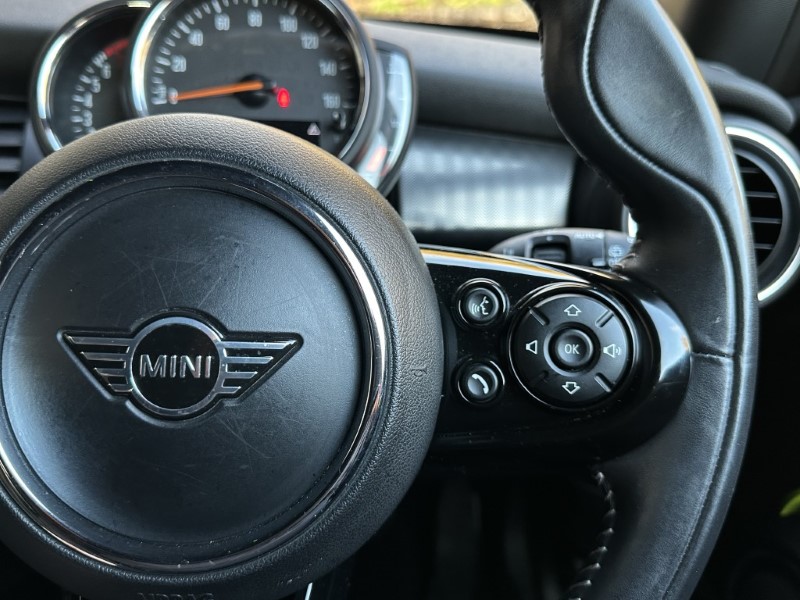Used MINI Hatch 2019 for sale - 76981292: Photo 19