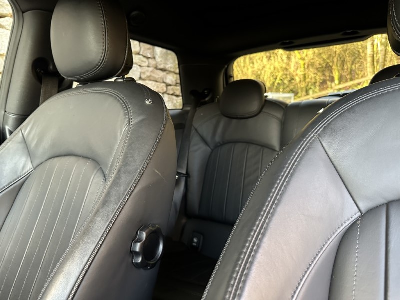 Used MINI Hatch 2019 for sale - 76981292: Photo 32