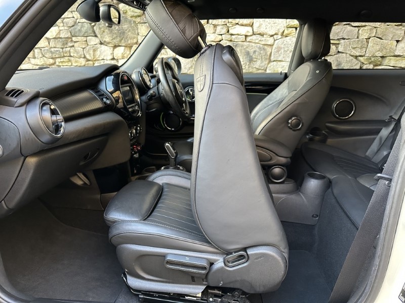 Used MINI Hatch 2019 for sale - 76981292: Photo 42