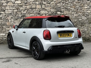 Used MINI Hatch 2022 for sale - 77431304: Photo