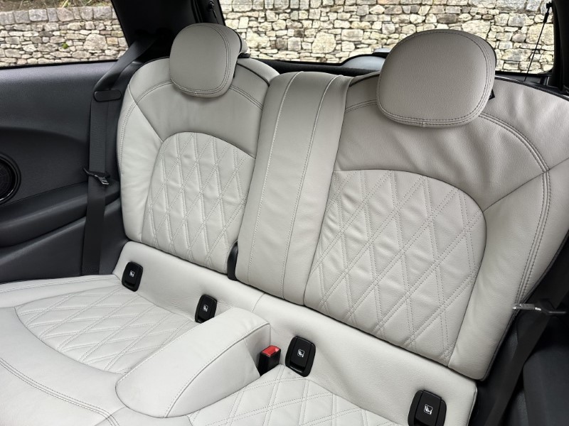 Used MINI Hatch 2023 for sale - 76982502: Photo 12