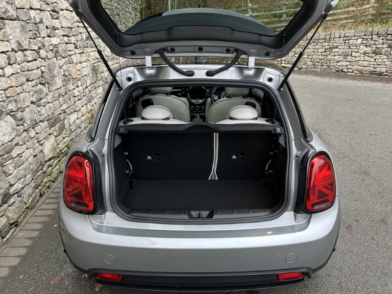 Used MINI Hatch 2023 for sale - 76982502: Photo 13