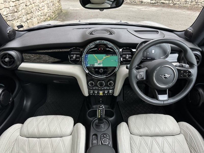 Used MINI Hatch 2023 for sale - 76982502: Photo 4