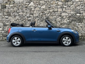 Used MINI Convertible 2021 for sale - 77640876: Photo