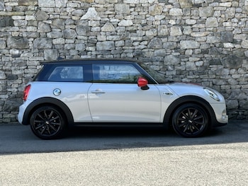 Used MINI Hatch 2017 for sale - 78941746: Photo
