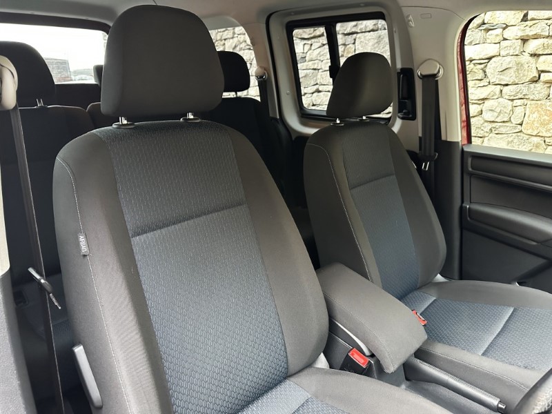 Used Volkswagen Caddy Maxi Life 2016 for sale - 77381087: Photo 48