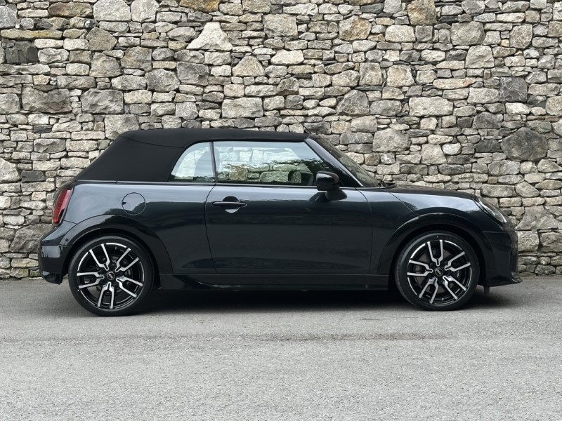 Used MINI Cooper 2025 for sale - 76981639: Photo 32