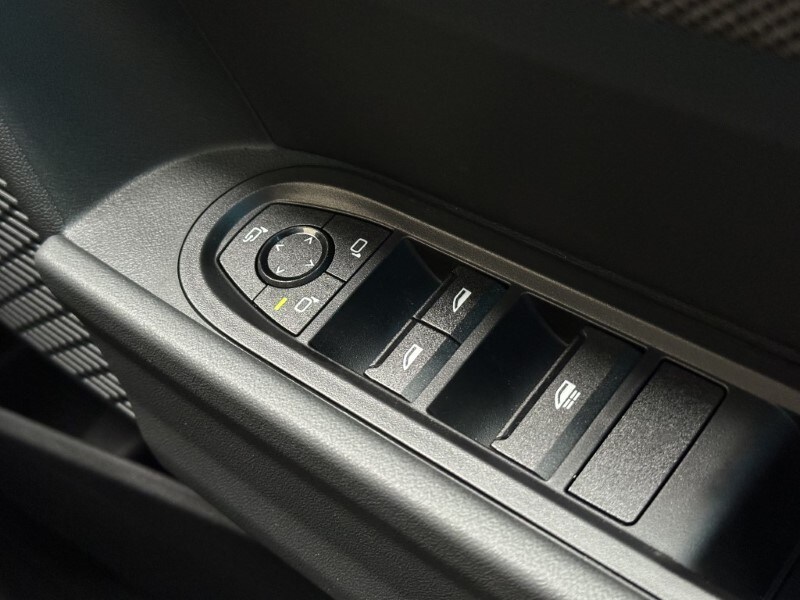 Used MINI Cooper 2025 for sale - 76981639: Photo 77