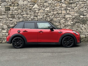 Used MINI Hatch 2021 for sale - 76982156: Photo