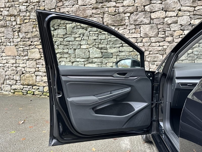 Used Volkswagen Golf 2021 for sale - 76982474: Photo 24