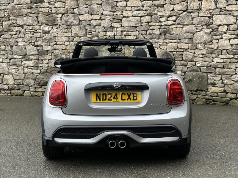 Used MINI Convertible 2024 for sale - 77662131: Photo 15