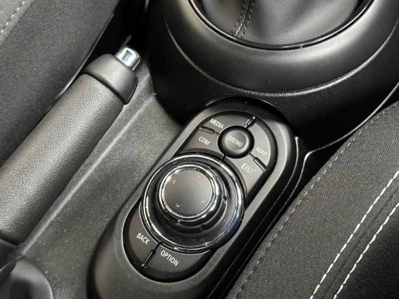 Used MINI Convertible 2024 for sale - 77662131: Photo 20