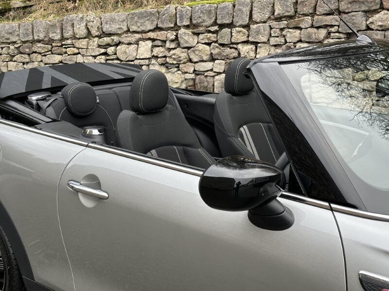 Used MINI Convertible 2024 for sale - 77662131: Photo 33