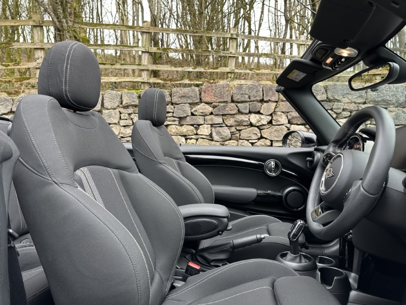 Used MINI Convertible 2024 for sale - 77662131: Photo 35