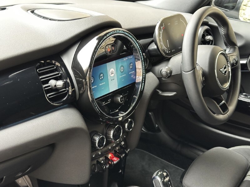 Used MINI Convertible 2024 for sale - 77662131: Photo 44