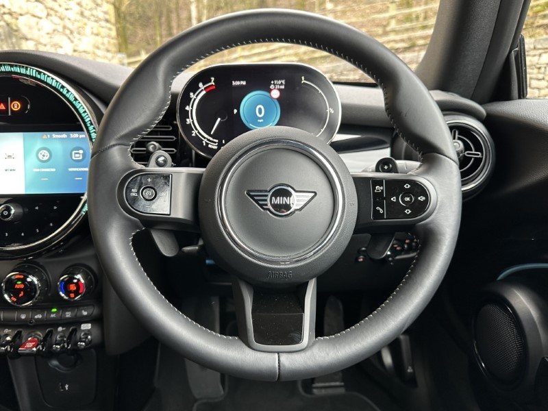 Used MINI Convertible 2024 for sale - 77662131: Photo 5