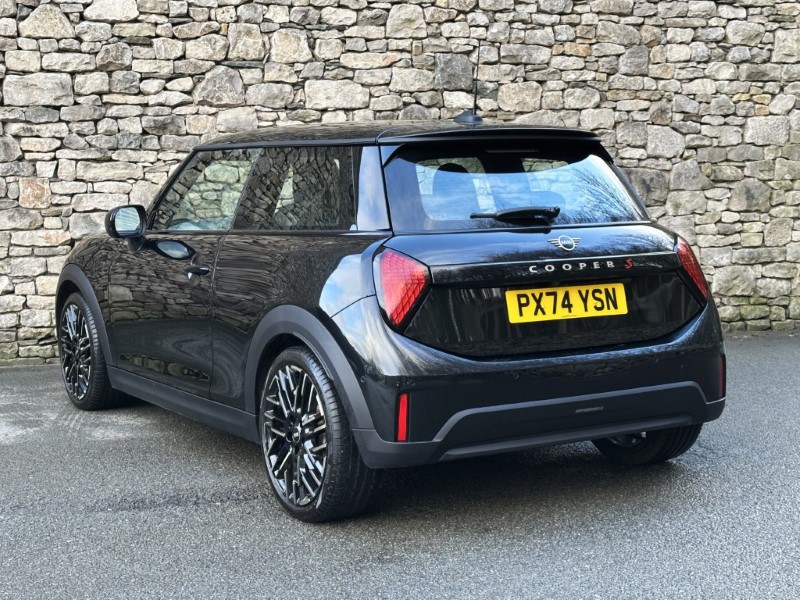 Used MINI Cooper 2024 for sale - 77461974: Photo 2