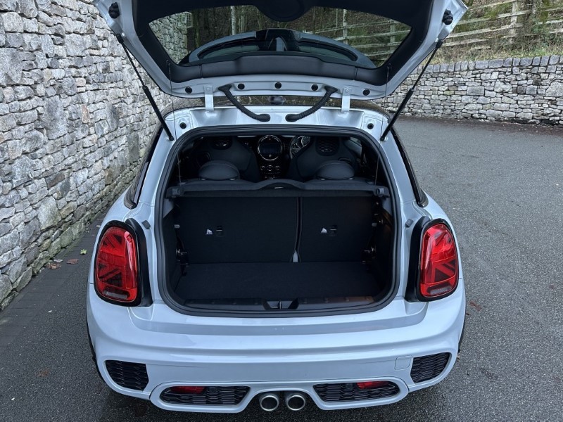 Used MINI Hatch 2019 for sale - 76982465: Photo 13