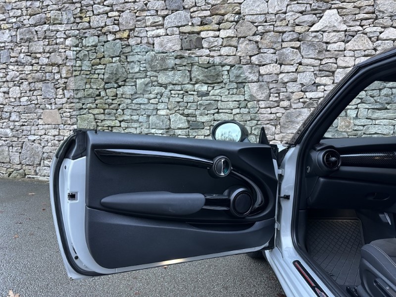 Used MINI Hatch 2019 for sale - 76982465: Photo 24