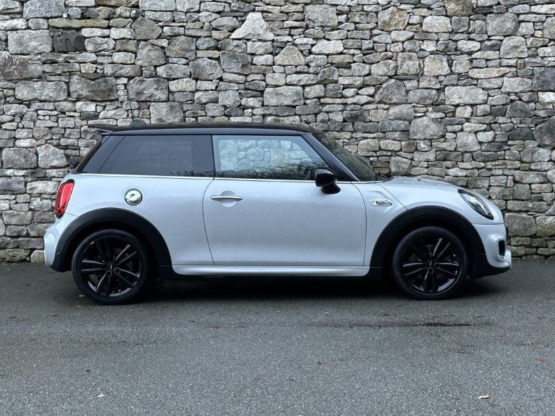 Used MINI Hatch 2019 for sale - 76982465: Photo 3