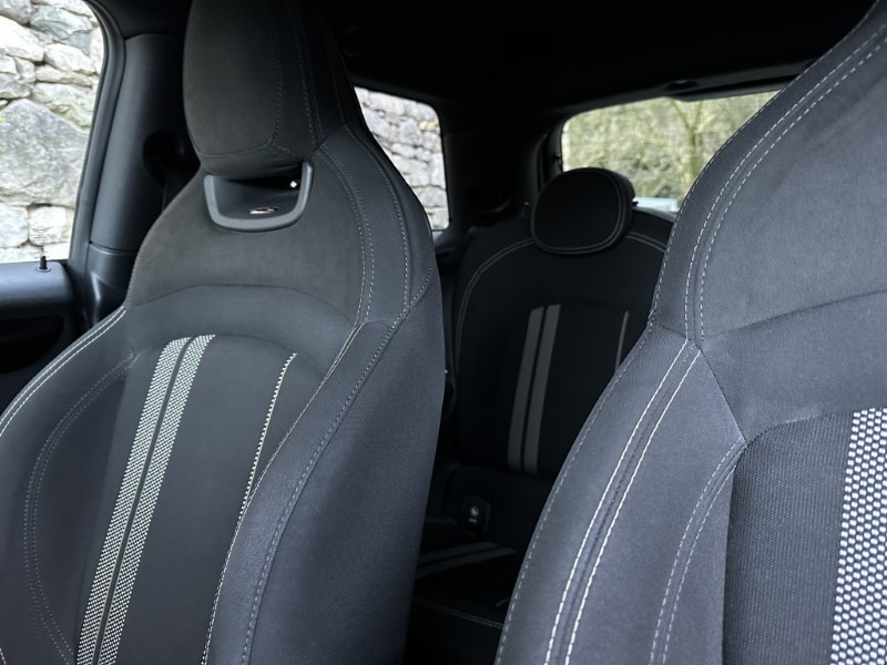 Used MINI Hatch 2019 for sale - 76982465: Photo 30