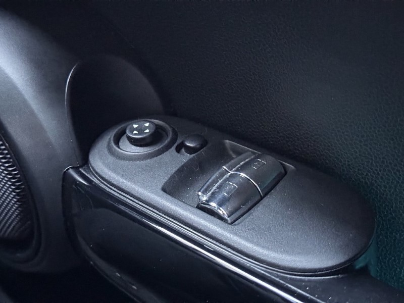 Used MINI Hatch 2019 for sale - 76982465: Photo 61