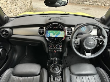 Used MINI Convertible 2023 for sale - 76981761: Photo