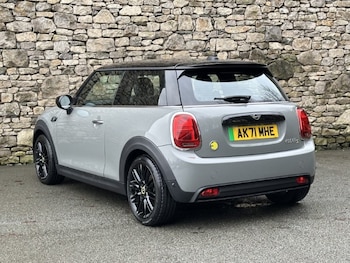 Used MINI Hatch 2021 for sale - 77515985: Photo