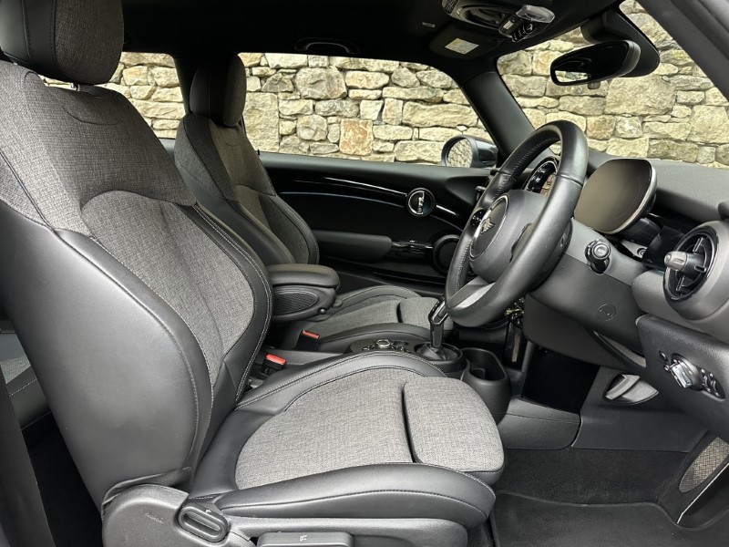 Used MINI Hatch 2021 for sale - 76983936: Photo 11