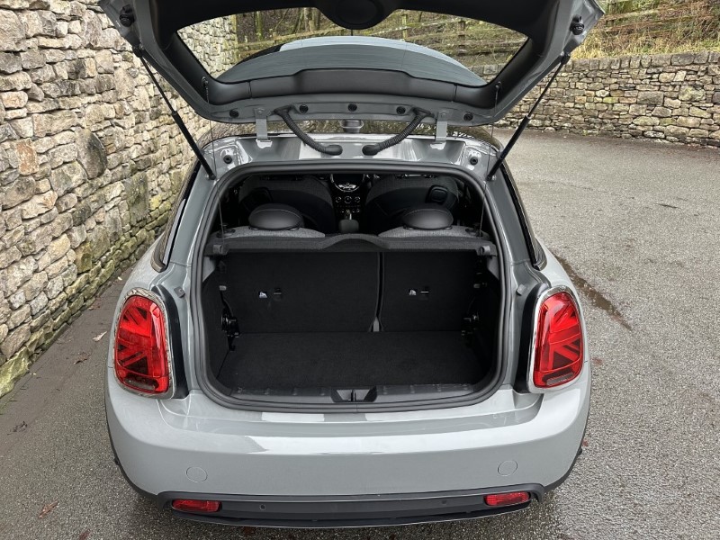 Used MINI Hatch 2021 for sale - 76983936: Photo 13