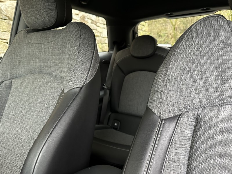 Used MINI Hatch 2021 for sale - 76983936: Photo 33