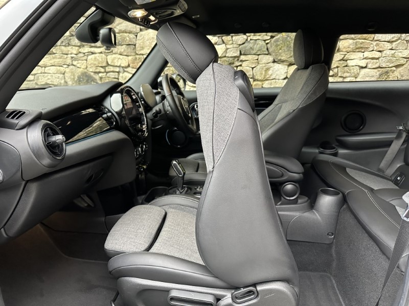 Used MINI Hatch 2021 for sale - 76983936: Photo 43