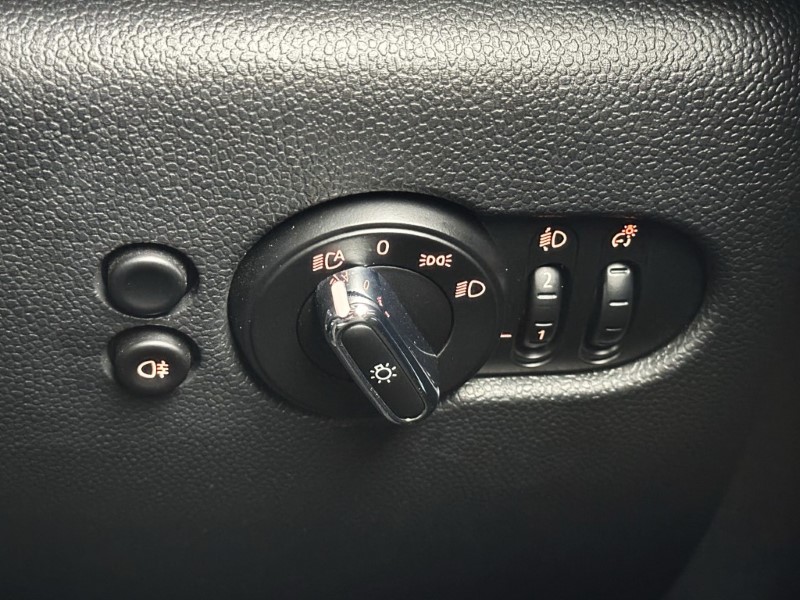 Used MINI Hatch 2021 for sale - 76983936: Photo 64