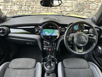 Used MINI Convertible 2023 for sale - 79467563: Photo