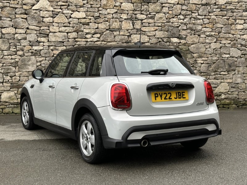 Used MINI Hatch 2022 for sale - 77915619: Photo 2