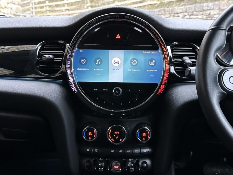 Used MINI Hatch 2022 for sale - 77915619: Photo 8