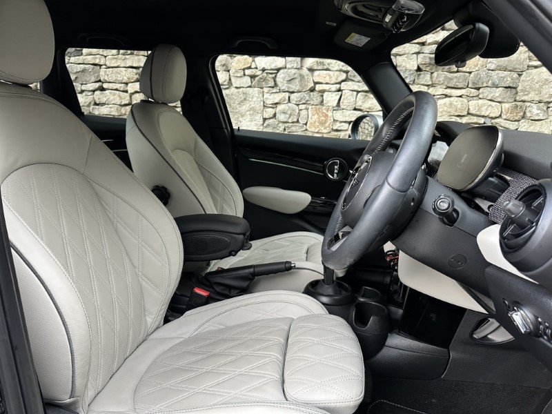 Used MINI Hatch 2024 for sale - 77005479: Photo 11