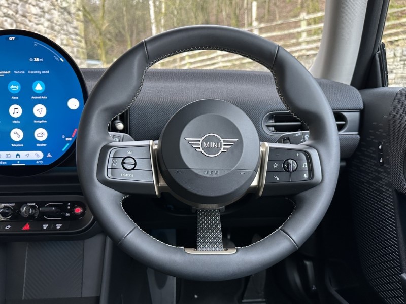 Used MINI Cooper 2024 for sale - 77515948: Photo 5